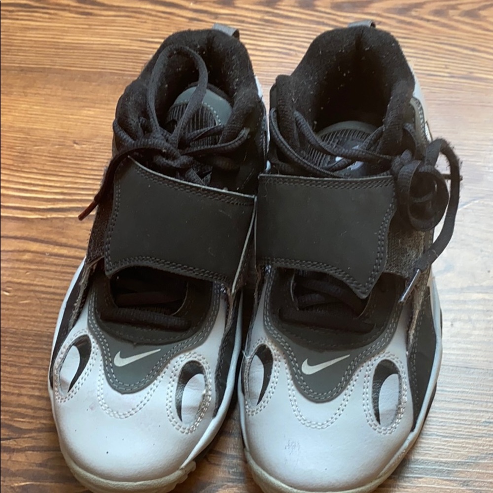 Nike shoes